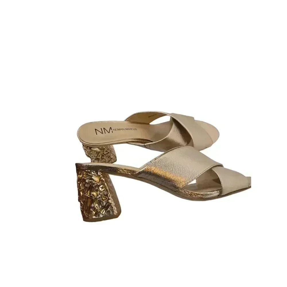 $259 Neiman Marcus Women's Gold Malvin Leather Jewel Sandals Shoes US 8 M